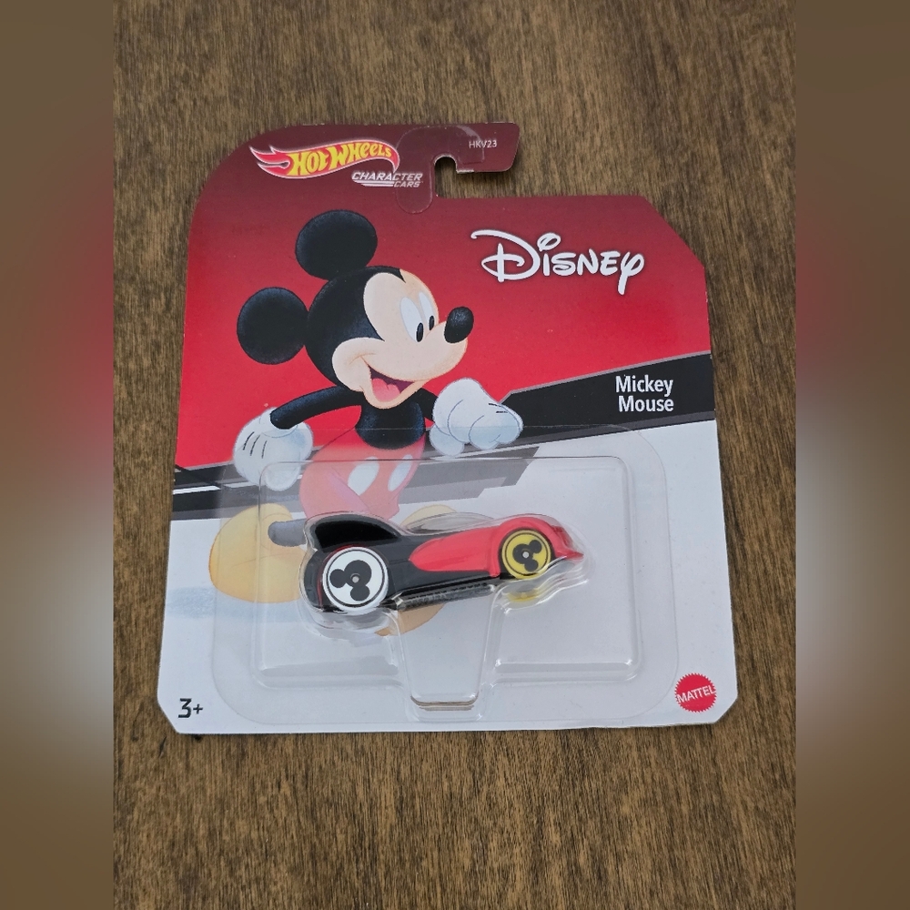 Hot Wheels Disney Mickey Mouse Vehicle 1:64 Scale Character Car